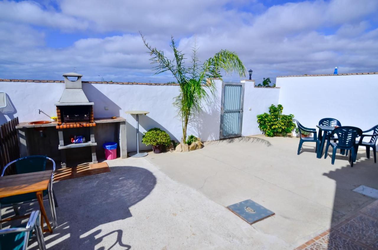 הוילה קוניל דה לה פרונטרה Casa Manoli מראה חיצוני תמונה